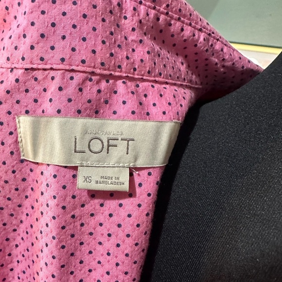 LOFT Pink Patterned Button-Down Shirt ❤️‍🔥 - Picture 2 of 4